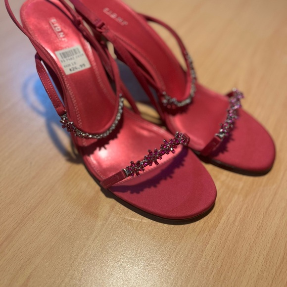 FIONI Pink Satin Heels with Jewels - Picture 2 of 16